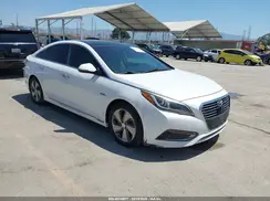 KMHE34L17HA047875 2017 HYUNDAI SONATA