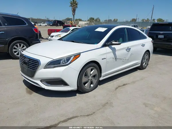 KMHE34L17HA047875 2017 HYUNDAI SONATA - Image 2