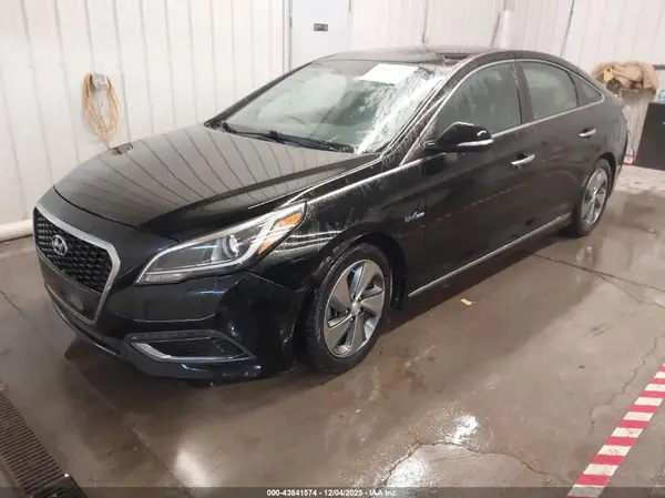 KMHE34L17HA050548 2017 HYUNDAI SONATA - Image 2