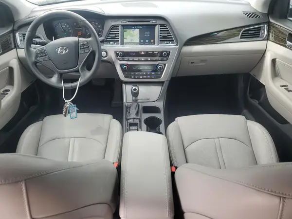 KMHE34L17HA056558 2017 HYUNDAI SONATA - Image 8