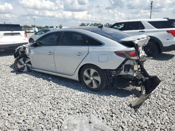 KMHE34L17HA059380 2017 HYUNDAI SONATA - Image 2