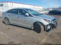KMHE34L17HA060643 2017 HYUNDAI SONATA