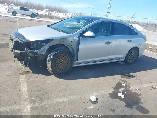 KMHE34L17HA060643 2017 HYUNDAI SONATA - Image 2