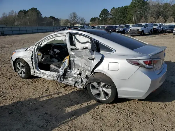 KMHE34L18GA009537 2016 HYUNDAI SONATA - Image 2