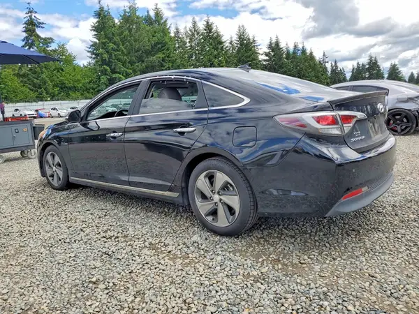 KMHE34L18GA009540 2016 HYUNDAI SONATA - Image 2