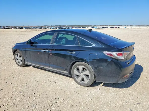 KMHE34L18GA012633 2016 HYUNDAI SONATA - Image 2