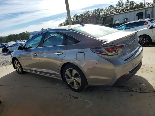 KMHE34L18GA014429 2016 HYUNDAI SONATA - Image 2