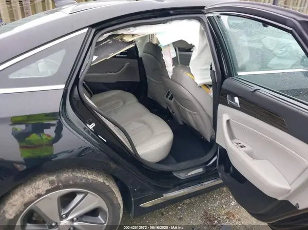 KMHE34L18GA015791 2016 HYUNDAI SONATA - Image 8