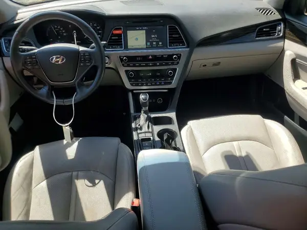 KMHE34L18GA020019 2016 HYUNDAI SONATA - Image 8