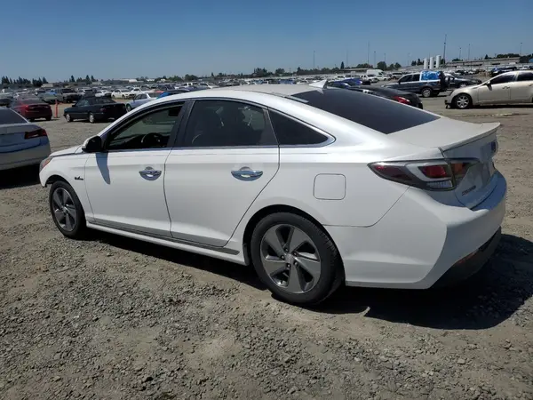 KMHE34L18GA023115 2016 HYUNDAI SONATA - Image 2