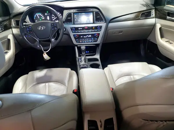 KMHE34L18GA024605 2016 HYUNDAI SONATA - Image 8