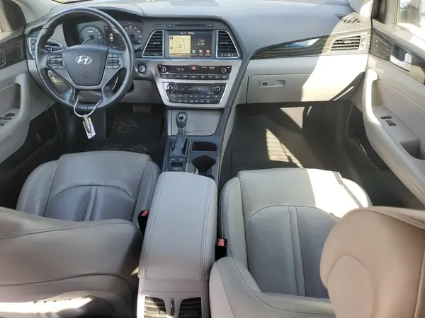 KMHE34L18GA026581 2016 HYUNDAI SONATA - Image 8