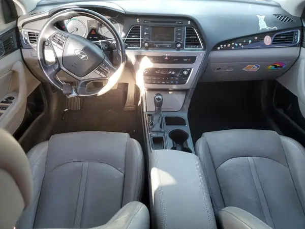 KMHE34L18GA026645 2016 HYUNDAI SONATA - Image 8