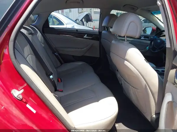 KMHE34L18GA033465 2016 HYUNDAI SONATA - Image 8