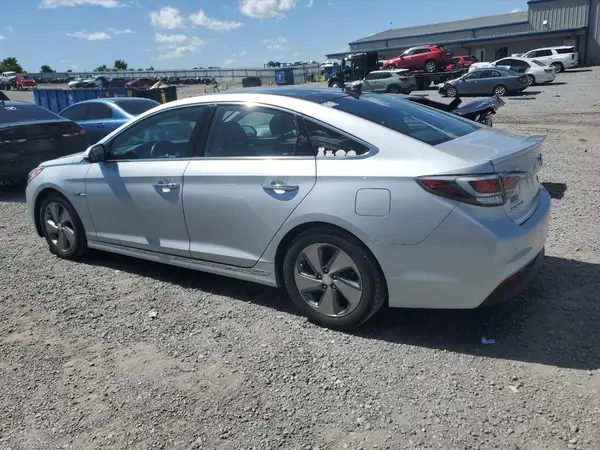 KMHE34L18HA054933 2017 HYUNDAI SONATA - Image 2