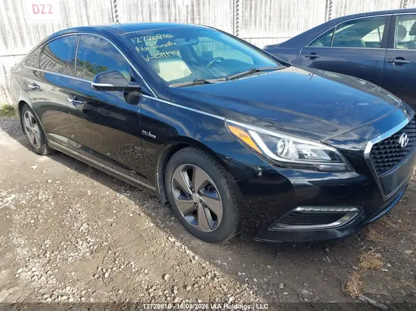 KMHE34L19GA011197 2016 HYUNDAI SONATA - Image 1