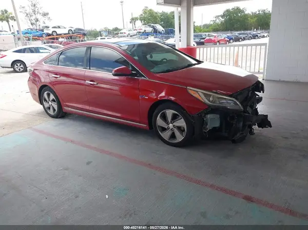 KMHE34L19GA017811 2016 HYUNDAI SONATA - Image 1