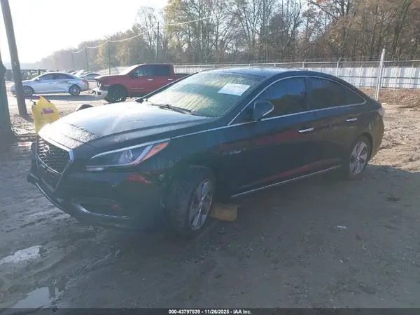 KMHE34L19HA051877 2017 HYUNDAI SONATA - Image 2