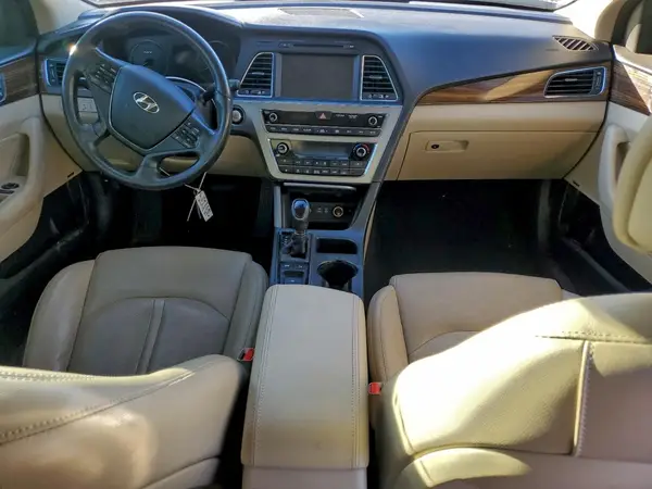 KMHE34L1XGA010205 2016 HYUNDAI SONATA - Image 8