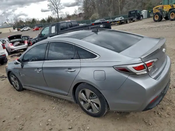 KMHE34L1XGA01755 2016 HYUNDAI SONATA - Image 2