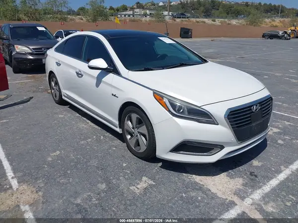 KMHE34L1XGA023228 2016 HYUNDAI SONATA - Image 1