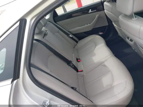 KMHE34L1XGA025559 2016 HYUNDAI SONATA - Image 8