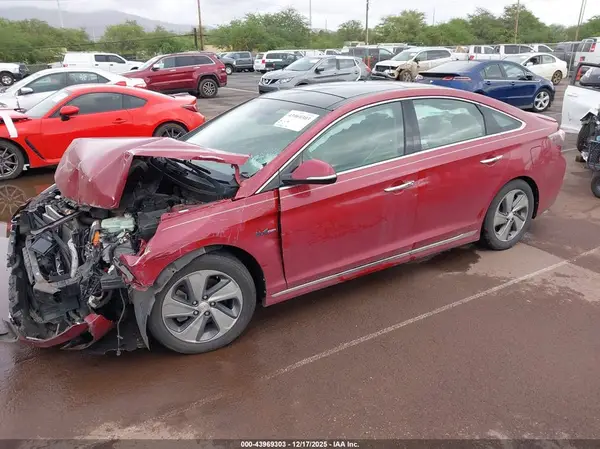 KMHE34L1XGA027098 2016 HYUNDAI SONATA - Image 2