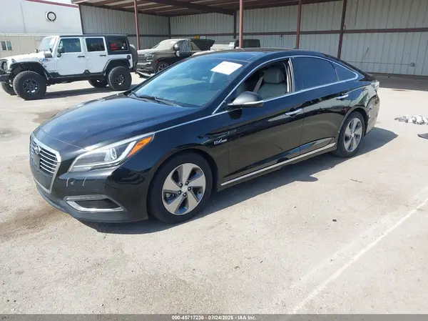 KMHE34L1XGA028185 2016 HYUNDAI SONATA - Image 1