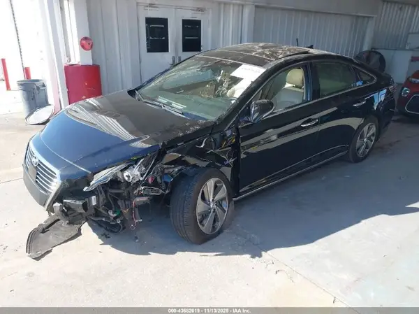 KMHE34L1XGA028316 2016 HYUNDAI SONATA - Image 2