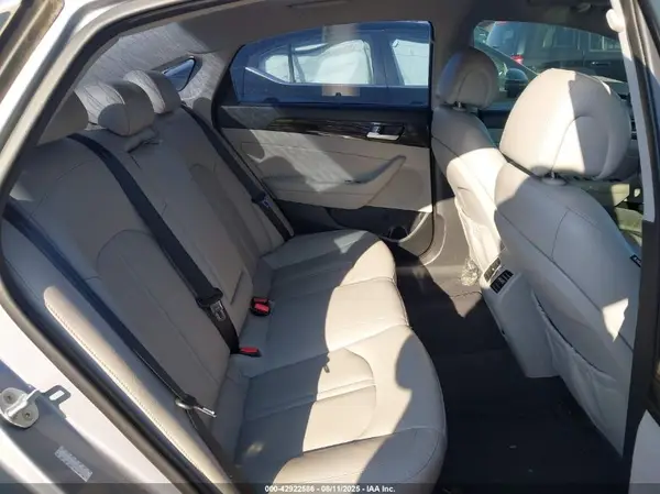 KMHE34L1XGA028591 2016 HYUNDAI SONATA - Image 8