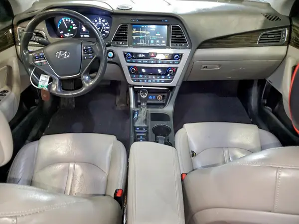 KMHE34L1XGA032110 2016 HYUNDAI SONATA - Image 8