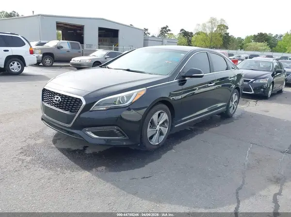 KMHE34L1XHA048924 2017 HYUNDAI SONATA - Image 2