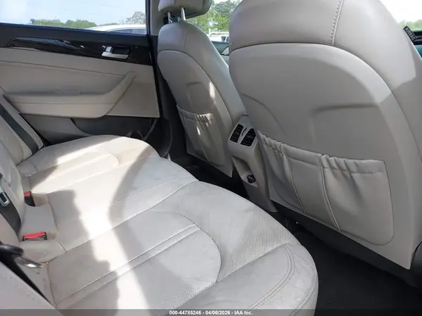 KMHE34L1XHA048924 2017 HYUNDAI SONATA - Image 8