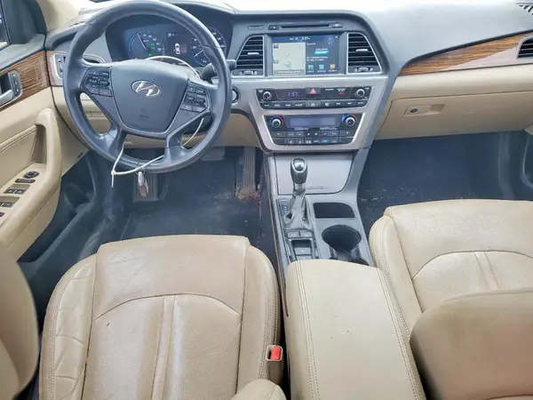KMHE34L1XHA055937 2017 HYUNDAI SONATA - Image 8