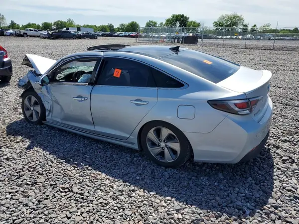KMHE34L1XHA057316 2017 HYUNDAI SONATA - Image 2