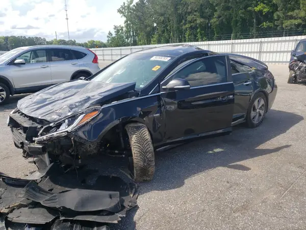 KMHE34L30HA067578 2017 HYUNDAI SONATA - Image 1