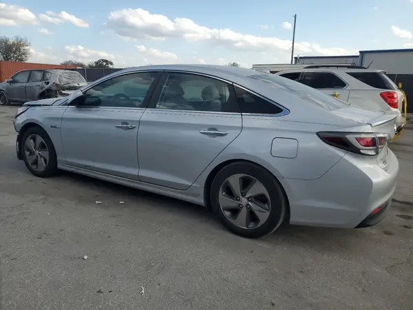 KMHE34L30HA069153 2017 HYUNDAI SONATA - Image 2