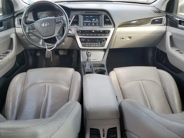 KMHE34L30HA069153 2017 HYUNDAI SONATA - Image 8