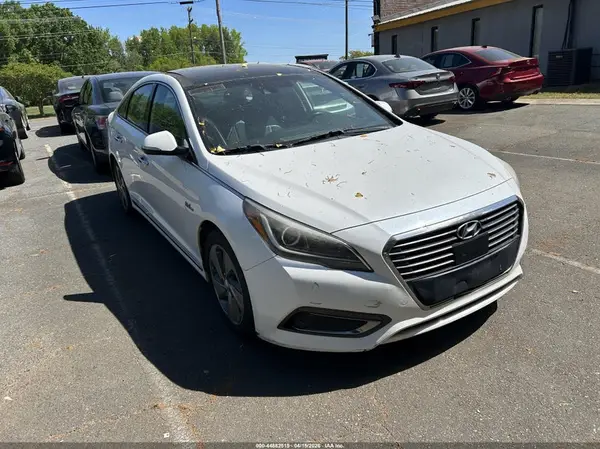KMHE34L30HA072442 2017 HYUNDAI SONATA - Image 1