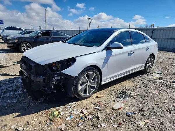 KMHE34L30JA083477 2018 HYUNDAI SONATA - Image 1