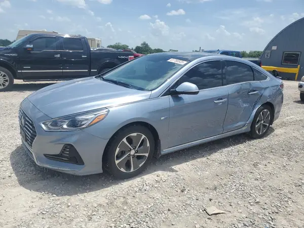 KMHE34L30JA083950 2018 HYUNDAI SONATA - Image 1