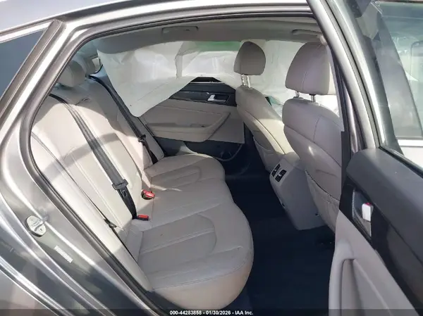 KMHE34L30JA086881 2018 HYUNDAI SONATA - Image 8