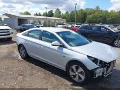 KMHE34L31HA067220 2017 HYUNDAI SONATA