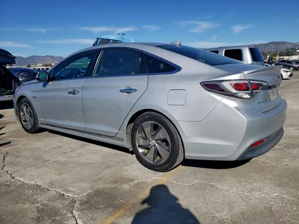 KMHE34L31HA069081 2017 HYUNDAI SONATA - Image 2
