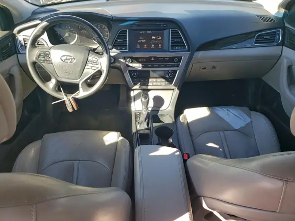 KMHE34L31HA069081 2017 HYUNDAI SONATA - Image 8