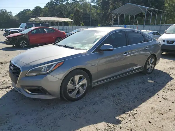 KMHE34L31HA074359 2017 HYUNDAI SONATA - Image 1