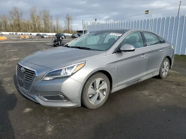 KMHE34L31HA074622 2017 HYUNDAI SONATA - Image 1