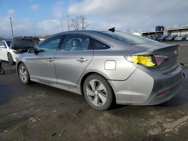 KMHE34L31HA074622 2017 HYUNDAI SONATA - Image 2