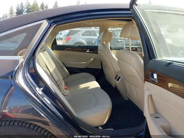 KMHE34L31HA077231 2017 HYUNDAI SONATA - Image 8