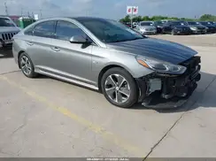 KMHE34L31JA080717 2018 HYUNDAI SONATA